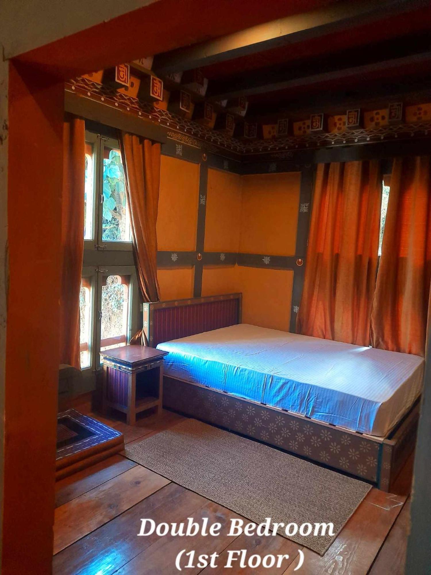 Nobgang "Traditional Heritage Homestay" Punakha Exteriör bild